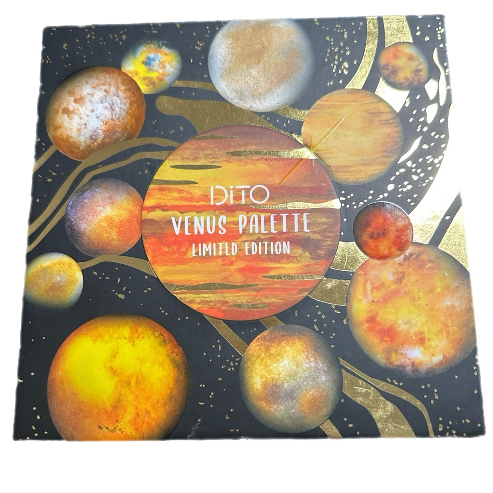Venus eyeshadow palette